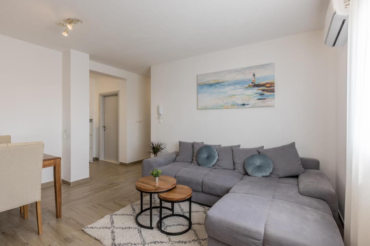 Apartment Vigo Kaštela Eksteriør billede